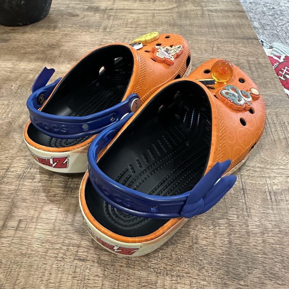 Dragon Ball Z x Crocs GOKU Classic Clogs Mens 5 Womens 7 Orange And Blue NEW - Picture 2 of 8